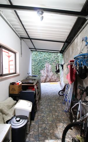 Casa de condomínio à venda com 176m², 2 quartos e 2 vagasÁrea de Serviço
