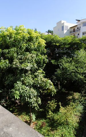 Casa de condomínio à venda com 176m², 2 quartos e 2 vagasVista