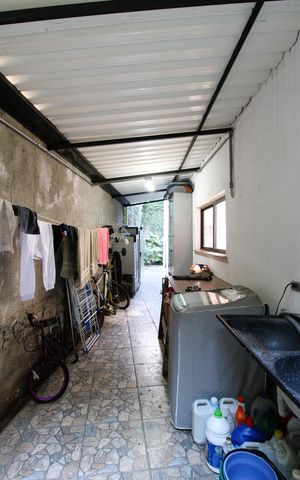 Casa de condomínio à venda com 176m², 2 quartos e 2 vagasÁrea de Serviço