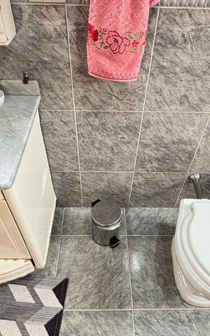 Casa à venda com 210m², 3 quartos e 3 vagas Casa à venda com 210m², 3 quartos e 3 vagasBanheiro da Suíte