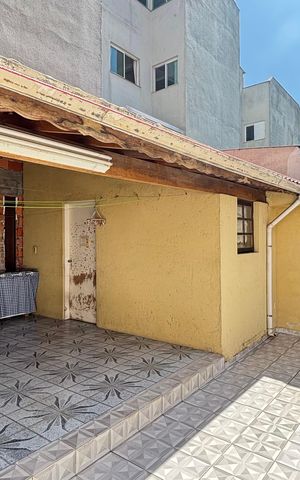 Casa à venda com 210m², 3 quartos e 3 vagas Casa à venda com 210m², 3 quartos e 3 vagasQuintal - Churrasqueira