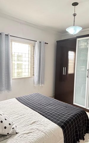 Casa à venda com 210m², 3 quartos e 3 vagas Casa à venda com 210m², 3 quartos e 3 vagasSuíte