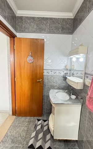 Casa à venda com 210m², 3 quartos e 3 vagas Casa à venda com 210m², 3 quartos e 3 vagasBanheiro da Suíte