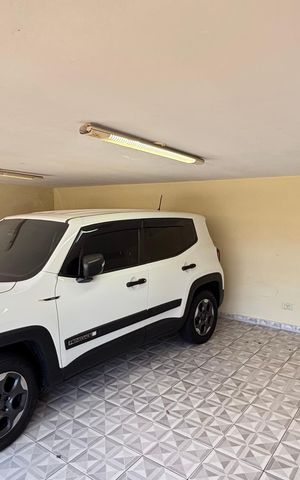 Casa à venda com 210m², 3 quartos e 3 vagas Casa à venda com 210m², 3 quartos e 3 vagasGaragem