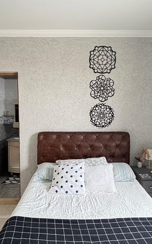 Casa à venda com 210m², 3 quartos e 3 vagas Casa à venda com 210m², 3 quartos e 3 vagasSuíte