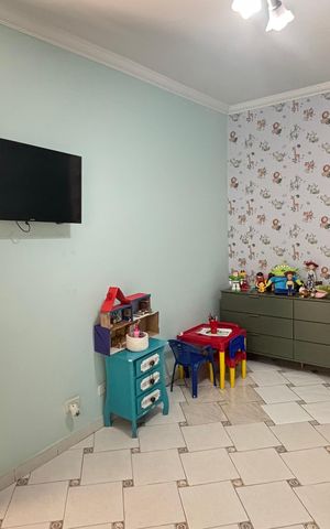 Casa à venda com 210m², 3 quartos e 3 vagas Casa à venda com 210m², 3 quartos e 3 vagasQuarto 1