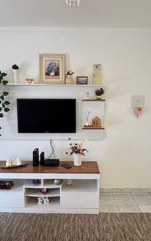 Casa à venda com 210m², 3 quartos e 3 vagas Casa à venda com 210m², 3 quartos e 3 vagasSala
