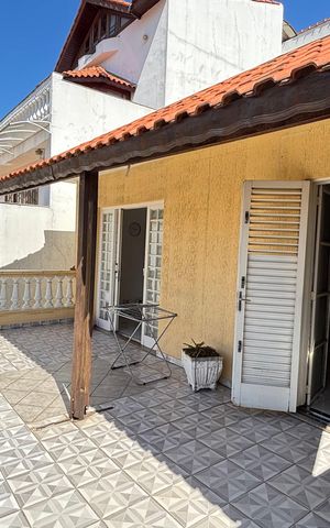 Casa à venda com 210m², 3 quartos e 3 vagas Casa à venda com 210m², 3 quartos e 3 vagasVaranda da Sala