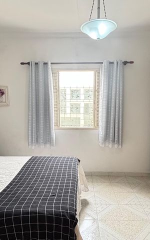 Casa à venda com 210m², 3 quartos e 3 vagas Casa à venda com 210m², 3 quartos e 3 vagasSuíte