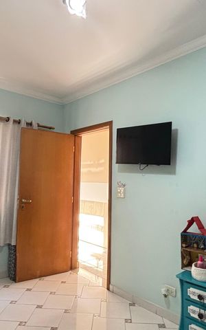 Casa à venda com 210m², 3 quartos e 3 vagas Casa à venda com 210m², 3 quartos e 3 vagasQuarto 1