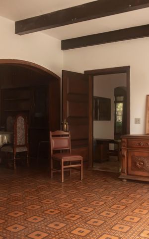 Casa à venda com 660m², 3 quartos e 3 vagasSala de TV