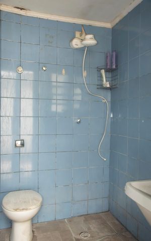 Casa à venda com 660m², 3 quartos e 3 vagasBanheiro de Serviço