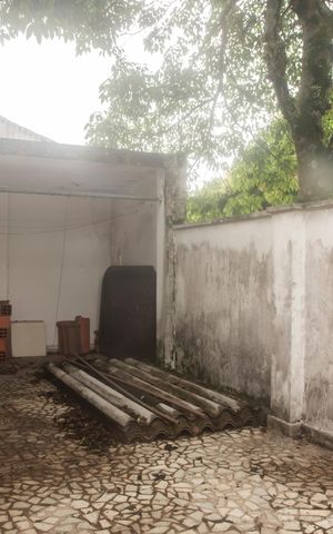 Casa à venda com 660m², 3 quartos e 3 vagasEdícula - Quintal