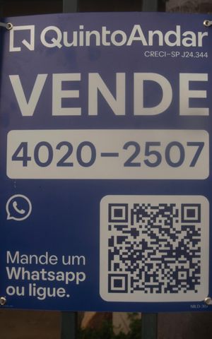 Casa à venda com 660m², 3 quartos e 3 vagasPlaquinha