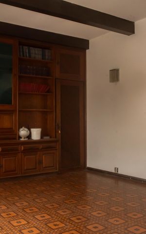 Casa à venda com 660m², 3 quartos e 3 vagasSala de TV