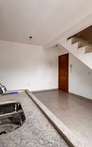 Apartamento para alugar com 108m², 2 quartos e 1 vaga Apartamento para alugar com 108m², 2 quartos e 1 vagaCozinha