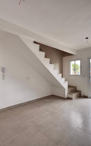 Apartamento para alugar com 108m², 2 quartos e 1 vaga Apartamento para alugar com 108m², 2 quartos e 1 vagaSala