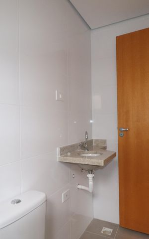 Apartamento para alugar com 54m², 2 quartos e 1 vagaBanheiro 2