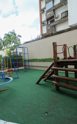 Apartamento à venda com 309m², 3 quartos e 4 vagas Apartamento à venda com 309m², 3 quartos e 4 vagasÁrea comum