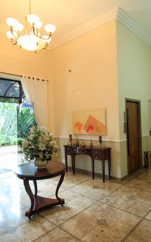 Apartamento à venda com 309m², 3 quartos e 4 vagas Apartamento à venda com 309m², 3 quartos e 4 vagasÁrea comum