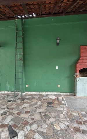 Casa à venda com 299m², 4 quartos e 4 vagasChurrasqueira