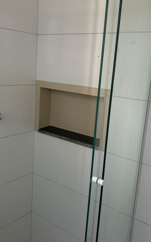 Casa à venda com 70m², 1 quarto e 1 vaga Casa à venda com 70m², 1 quarto e 1 vagaBanheiro
