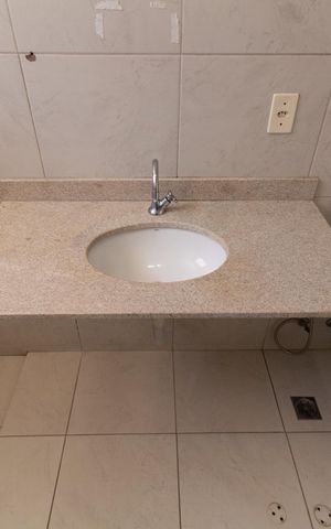 Casa à venda com 400m², 5 quartos e 8 vagasBANHEIRO SOCIAL 1