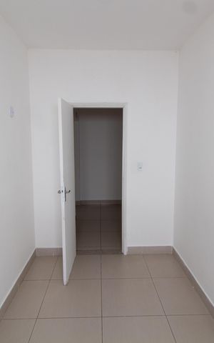 Casa à venda com 400m², 5 quartos e 8 vagasESCRITÓRIO