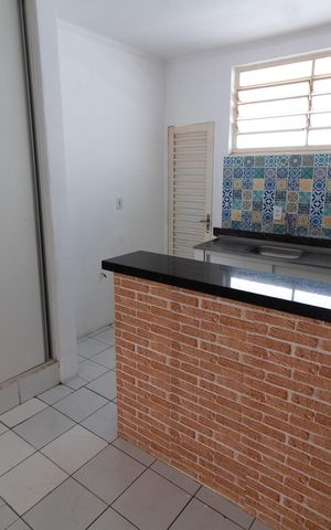Casa à venda com 400m², 5 quartos e 8 vagasCOZINHA