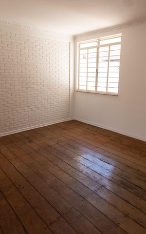 Casa à venda com 400m², 5 quartos e 8 vagasSALA