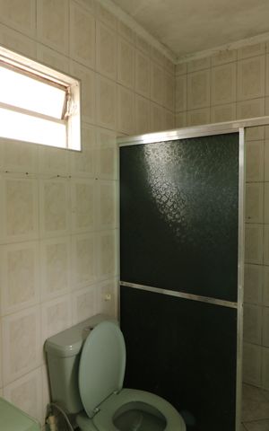 Casa à venda com 250m², 4 quartos e 2 vagasBanheiro 2
