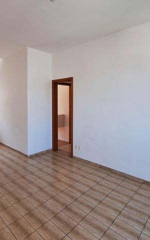 Apartamento à venda com 90m², 3 quartos e sem vagaSala
