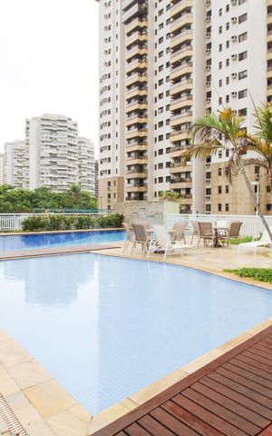 Apartamento para alugar com 70m², 2 quartos e 1 vaga Apartamento para alugar com 70m², 2 quartos e 1 vagaÁrea comum - Piscina