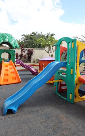Apartamento para alugar com 100m², 3 quartos e 2 vagasÁrea comum - Playground