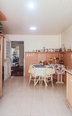 Apartamento à venda com 530m², 5 quartos e 2 vagas Apartamento à venda com 530m², 5 quartos e 2 vagasCozinha