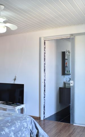 Casa de condomínio para alugar com 300m², 3 quartos e 4 vagasSuíte 2