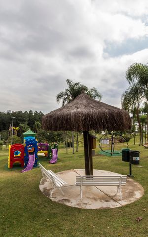 Casa de condomínio à venda com 550m², 5 quartos e 3 vagasÁrea comum - Playground