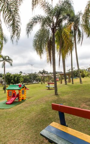 Casa de condomínio à venda com 550m², 5 quartos e 3 vagasÁrea comum - Playground