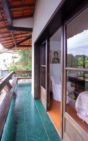 Casa de condomínio à venda com 199m², 3 quartos e 2 vagas Casa de condomínio à venda com 199m², 3 quartos e 2 vagasVaranda da Suíte 2