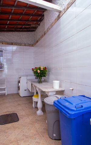 Casa de condomínio à venda com 199m², 3 quartos e 2 vagas Casa de condomínio à venda com 199m², 3 quartos e 2 vagasÁrea de Serviço