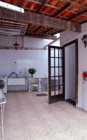 Casa de condomínio à venda com 199m², 3 quartos e 2 vagas Casa de condomínio à venda com 199m², 3 quartos e 2 vagasÁrea de Serviço