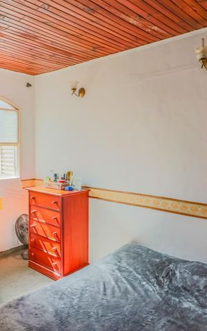 Casa à venda com 109m², 4 quartos e 1 vaga Casa à venda com 109m², 4 quartos e 1 vagaEdicula - Quarto 2 Suite