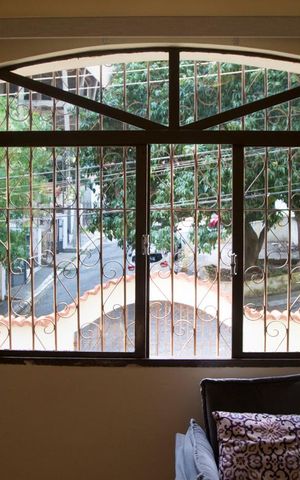 Casa à venda com 163m², 3 quartos e 5 vagas Casa à venda com 163m², 3 quartos e 5 vagasSala