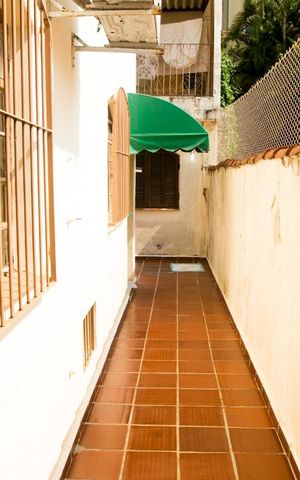 Casa à venda com 163m², 3 quartos e 5 vagas Casa à venda com 163m², 3 quartos e 5 vagasQuintal