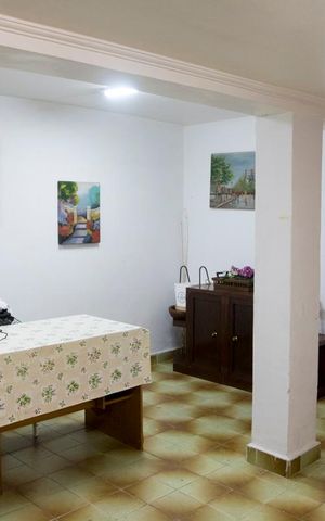 Casa à venda com 163m², 3 quartos e 5 vagas Casa à venda com 163m², 3 quartos e 5 vagasÁrea comum