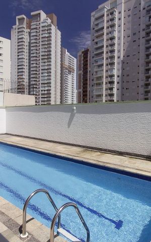 Apartamento à venda com 104m², 3 quartos e 2 vagas Apartamento à venda com 104m², 3 quartos e 2 vagasÁrea comum - Piscina