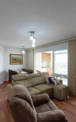 Apartamento à venda com 126m², 3 quartos e 3 vagas Apartamento à venda com 126m², 3 quartos e 3 vagasSala