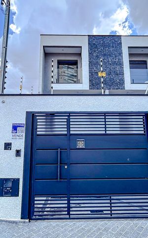 Casa à venda com 160m², 3 quartos e 5 vagasFachada com Plaquinha