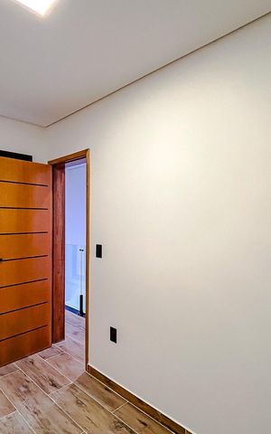 Casa à venda com 160m², 3 quartos e 5 vagasSuíte 2