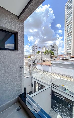 Casa à venda com 160m², 3 quartos e 5 vagasVaranda da Suíte 1